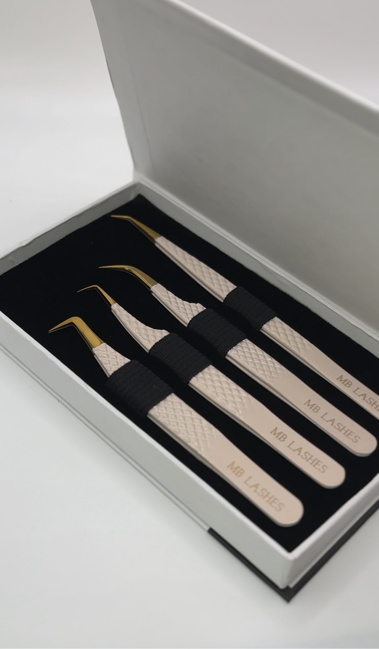 MB Tweezer Collection