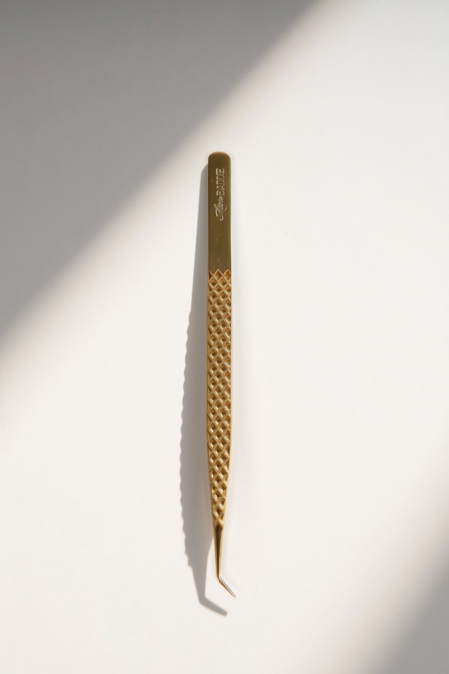 MB Long Isolation Tweezer