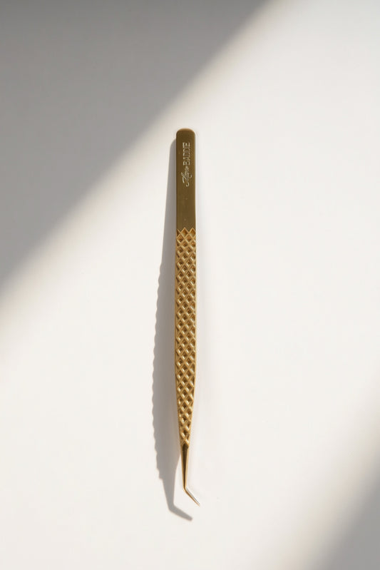 MB Long Isolation Tweezer