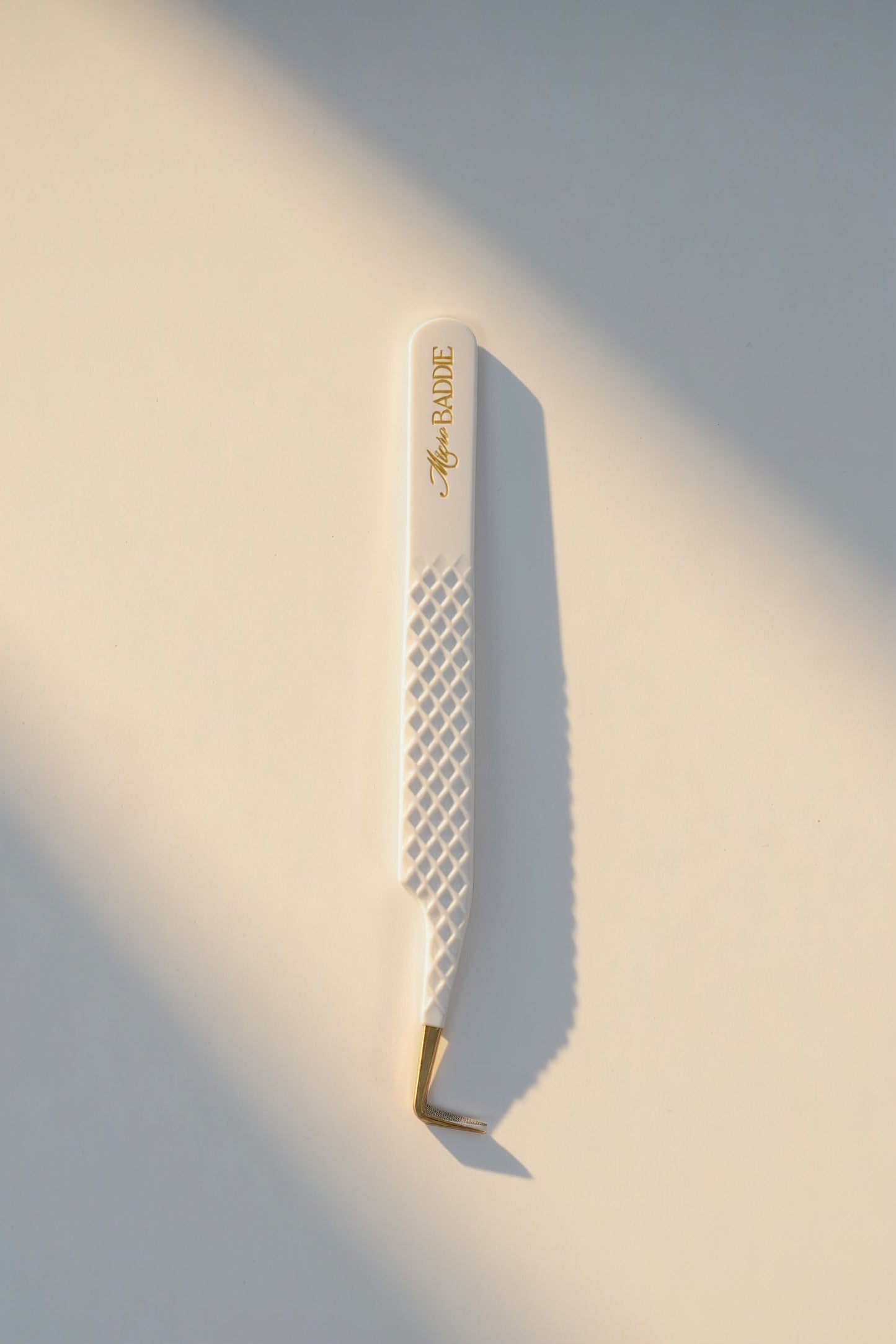 MB 90 Degree Tweezer